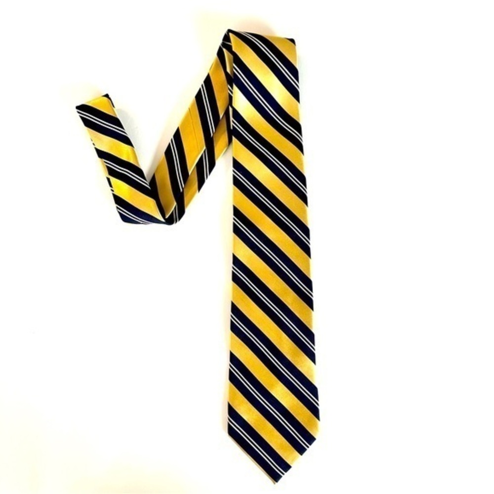 Nautica 100% Silk Men’s Tie Yellow and Navy Blue Size O/S